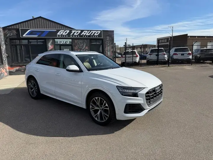 Audi Q8 2020 photo 2