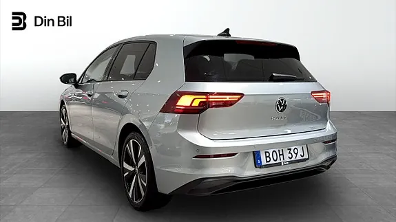 Volkswagen Golf I 2026 photo 3