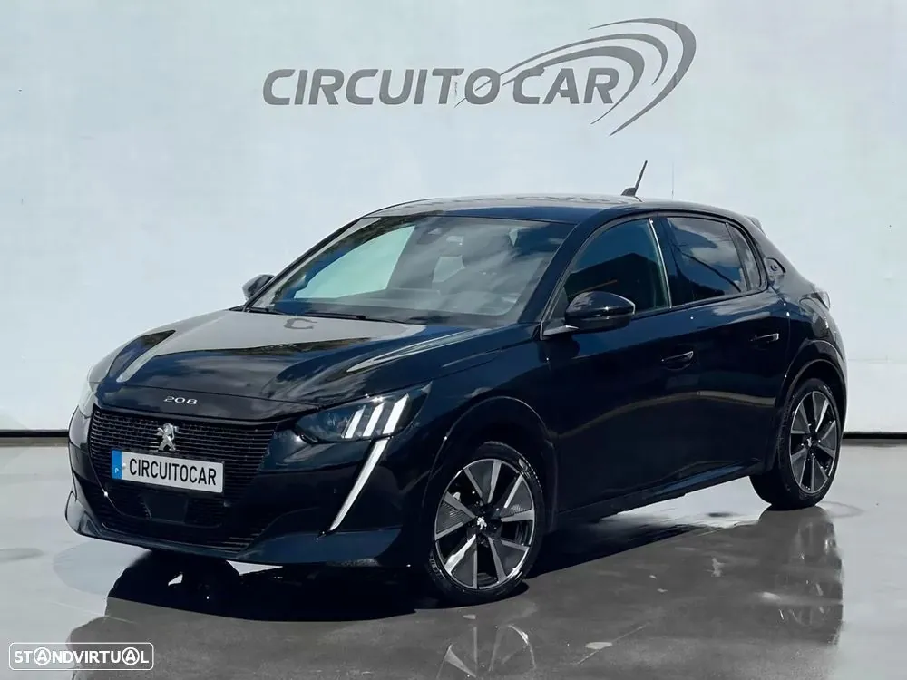 Peugeot E-208