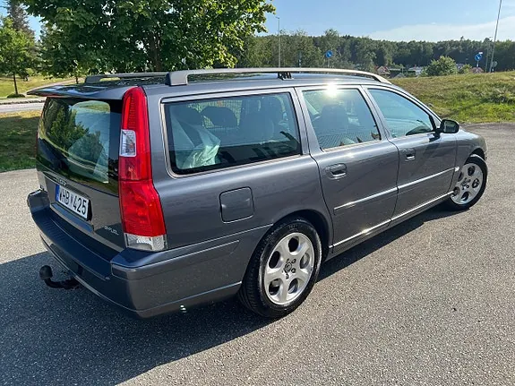 Volvo V70 2005 photo 3