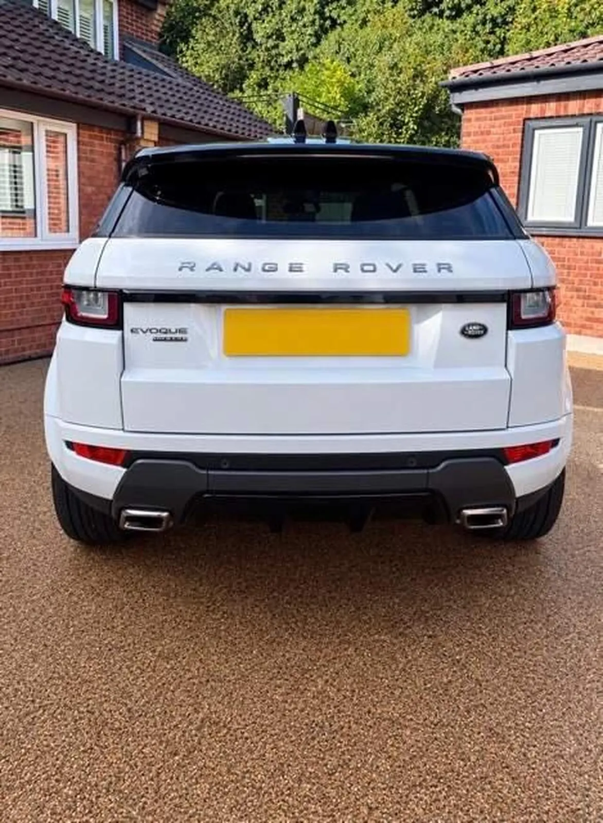 Land Rover Range Rover Evoque 2016 photo 2