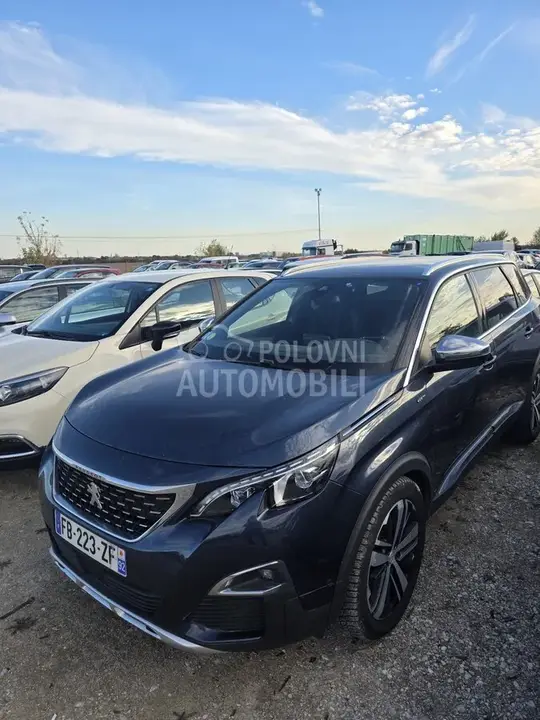 Peugeot 5008 2020 photo 5