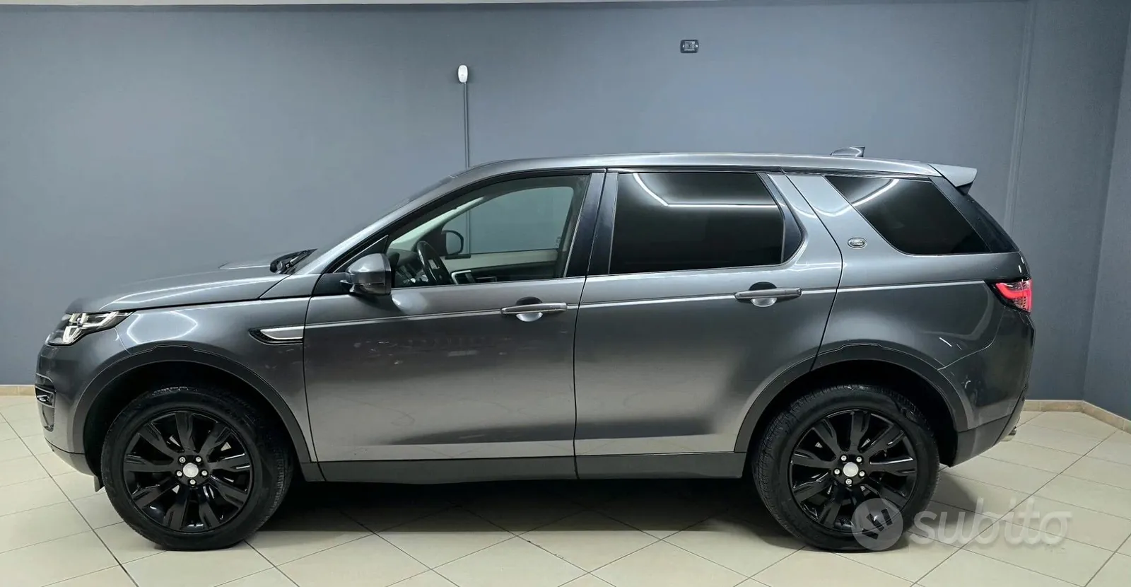 Land Rover Discovery Sport 2016 photo 3