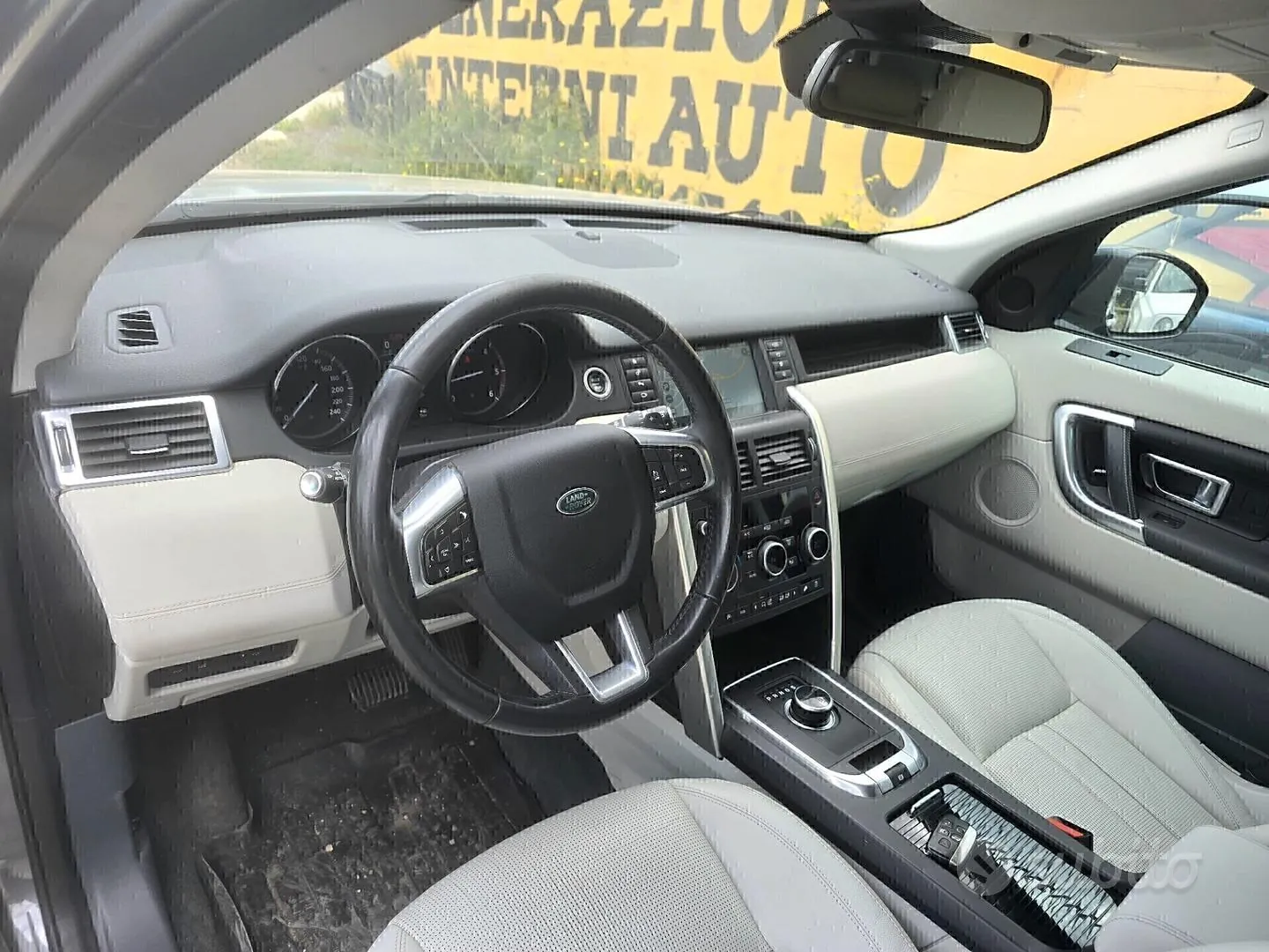 Land Rover Discovery Sport 2016 photo 5