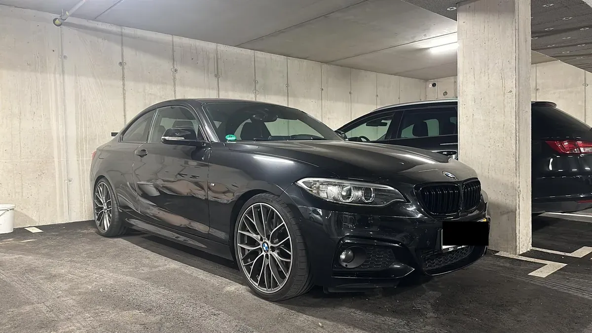 BMW 2 Series 2017 photo 2