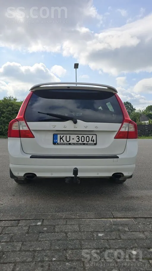 Volvo V70 2011 photo 5