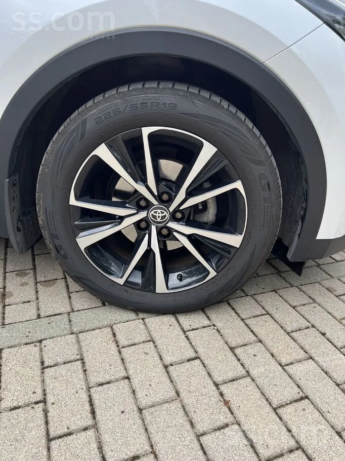 Toyota C-Hr 2024 photo 5