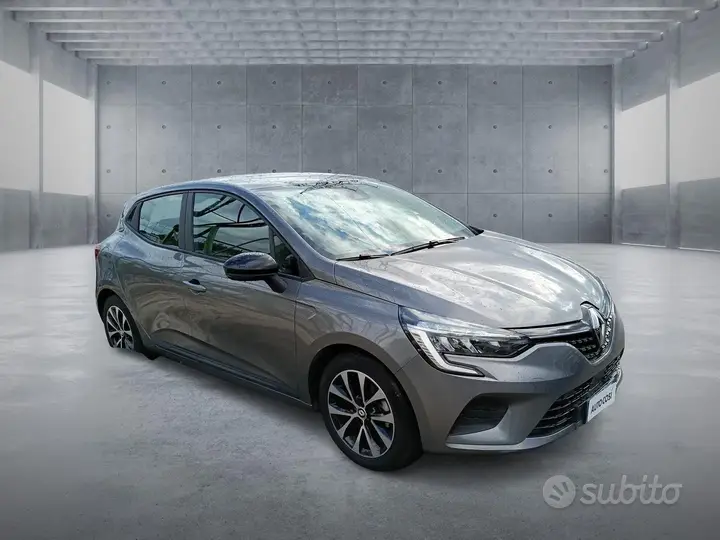Renault Clio 2023 photo 3
