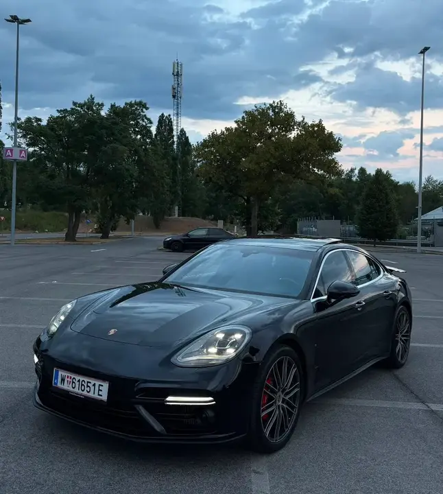 Porsche Panamera 2016 photo 2