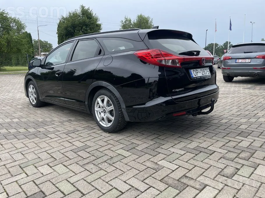 Honda Civic Tourer 2015 photo 3