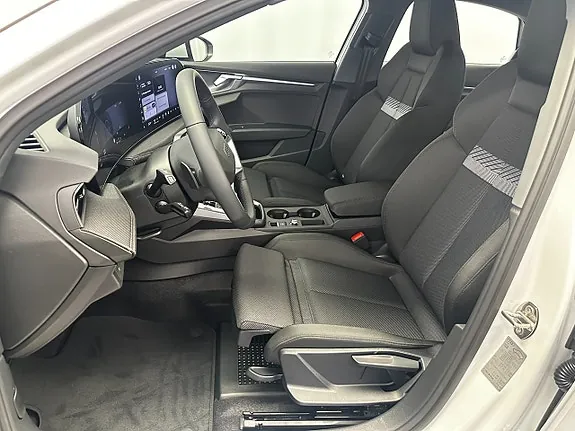 Audi A3 2027 photo 5
