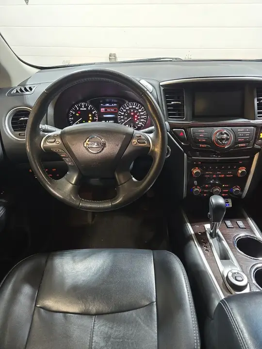 Nissan Pathfinder 2015 photo 3