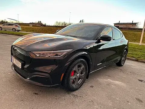 Ford Mustang Mach-E 2022 photo 3