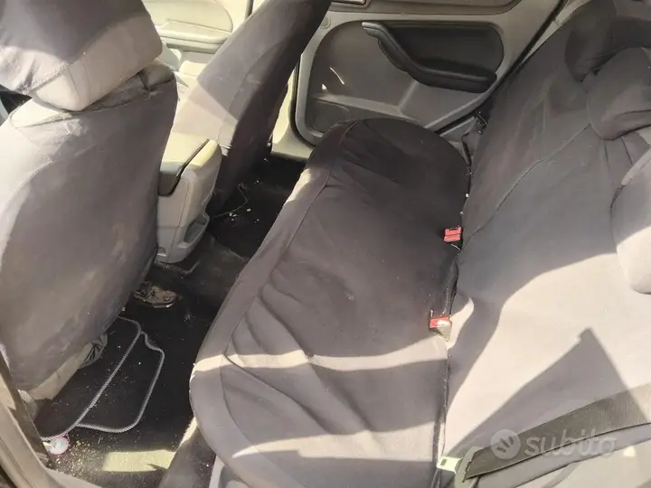 Ford Focus 2008 photo 3