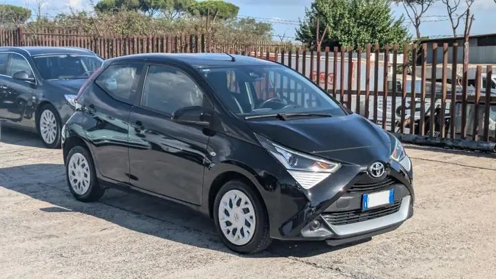 Toyota Aygo Connect 2021 photo 2