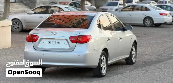 Hyundai Avante 2009 photo 3
