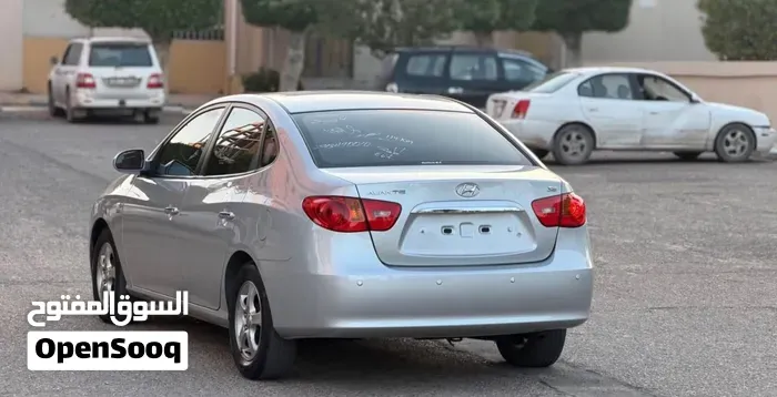 Hyundai Avante 2009 photo 4
