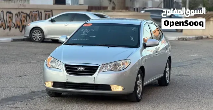 Hyundai Avante 2009 photo 2