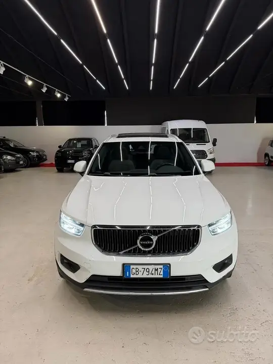 Volvo Xc40 2020 photo 2