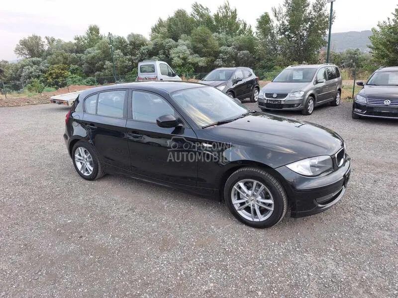 BMW 118 2010 photo 5