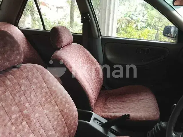Nissan Sunny 1995 photo 2