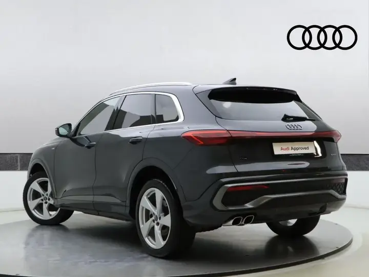 Audi Q5 2025 photo 3