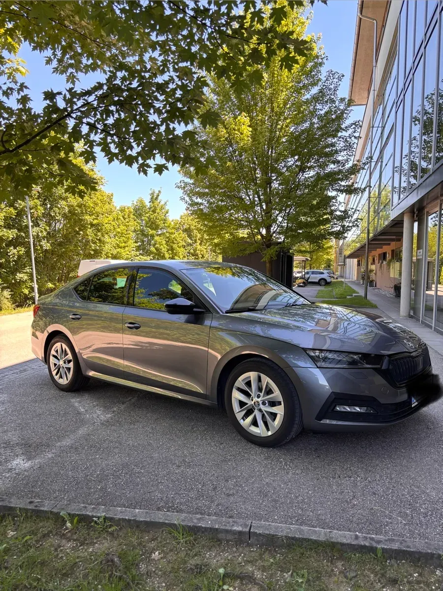 Skoda Octavia 2022 photo 3