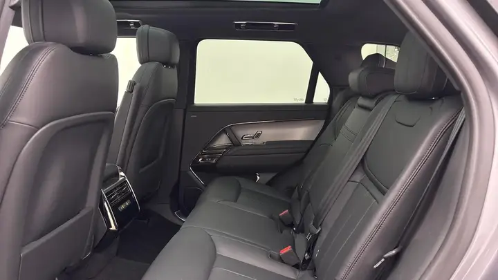 Land Rover Range Rover Sport 2024 photo 4