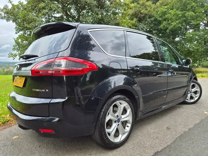 Ford S-Max 2013 photo 3