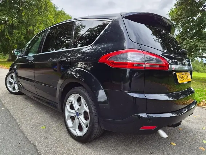 Ford S-Max 2013 photo 5