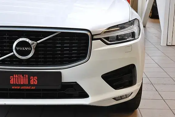 Volvo Xc60 2018 photo 4