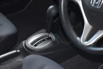 Honda Fit 2010 photo 3