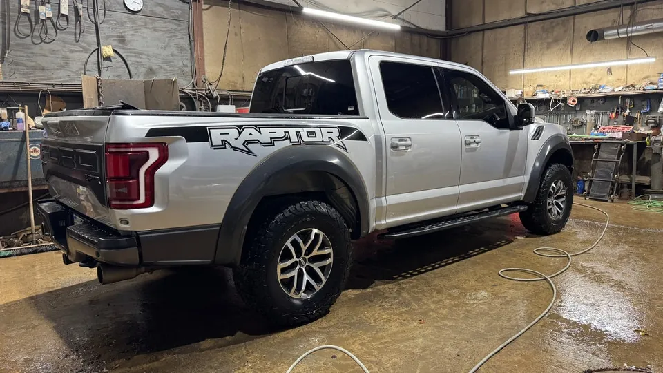Ford F-150 Raptor 2017 photo 4