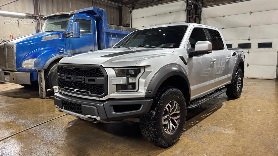 Ford F-150 Raptor 2017 photo 3