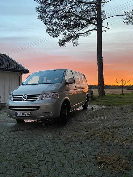 Volkswagen Caravelle 2004 photo 3