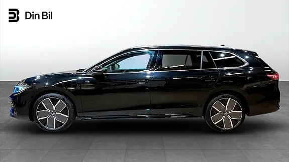 Volkswagen Passat 2026 photo 2