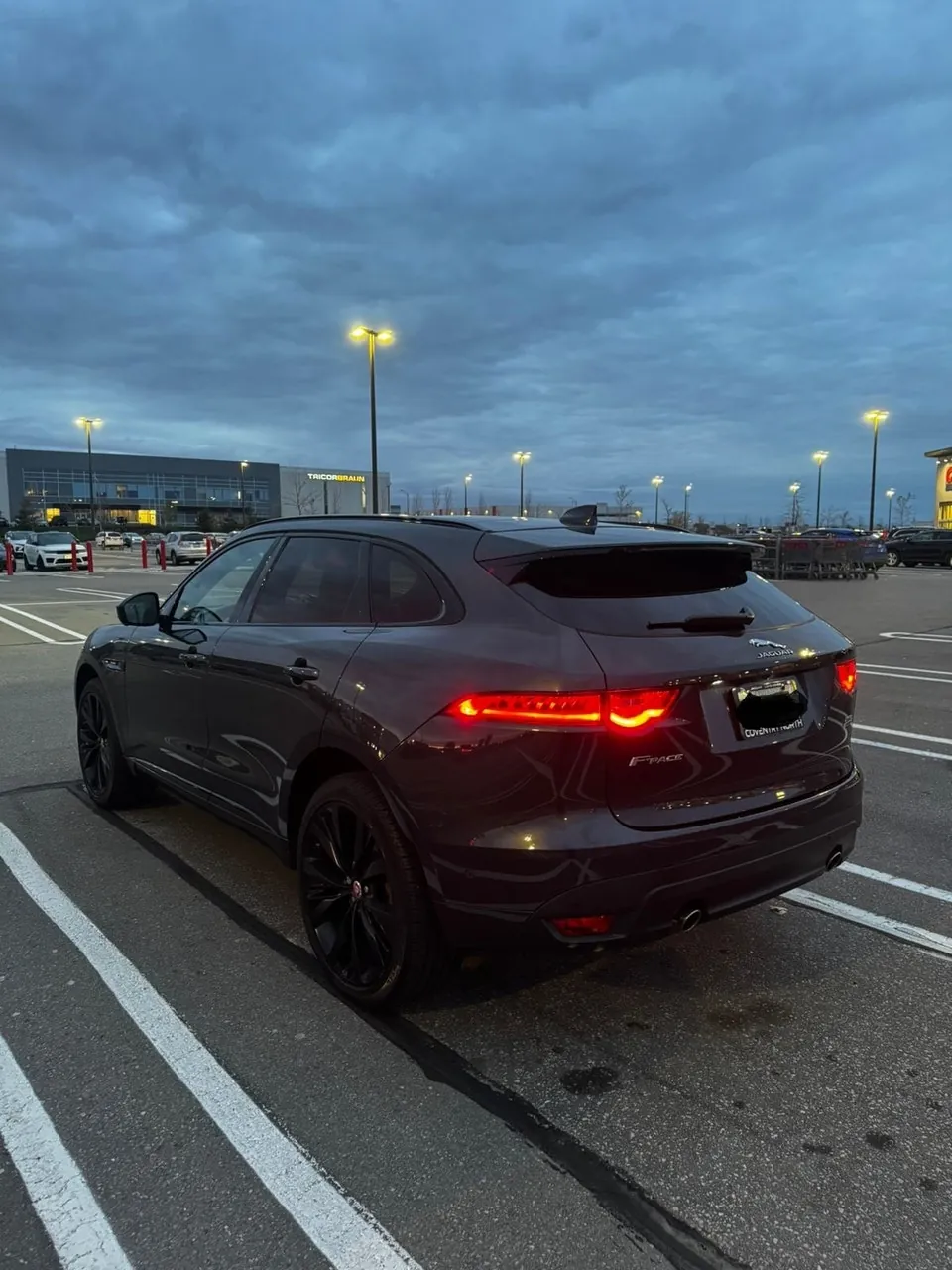 Jaguar F-Pace 2019 photo 2