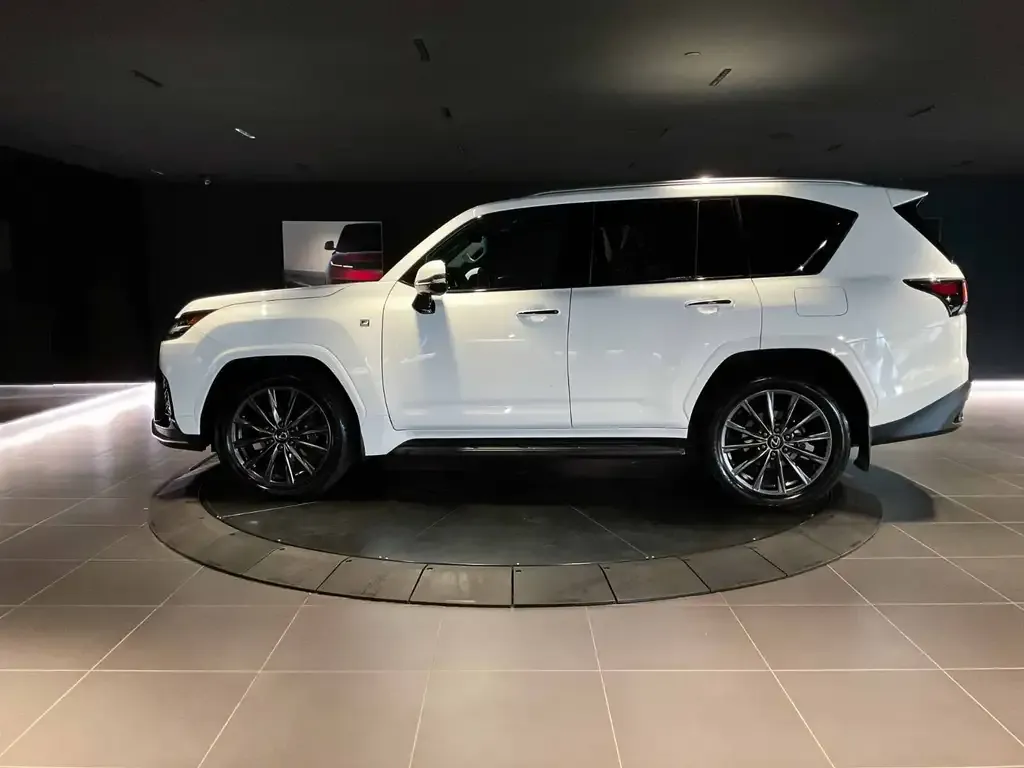 Lexus Lx 2023 photo 5