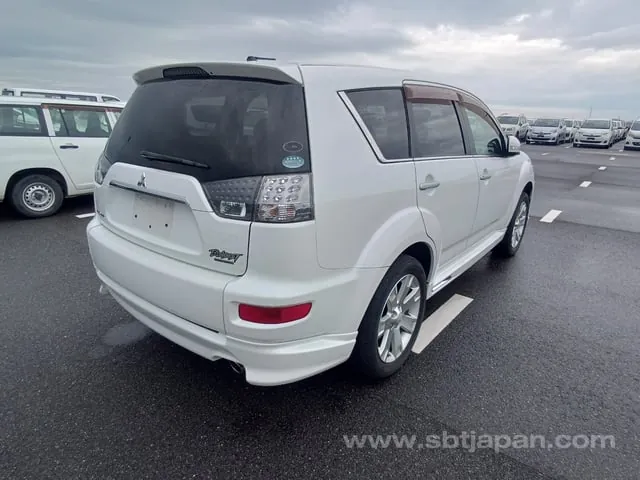 Mitsubishi Outlander 2011 photo 4