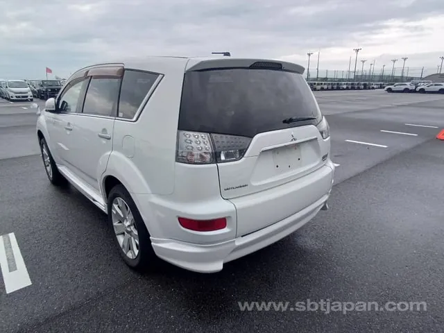 Mitsubishi Outlander 2011 photo 3