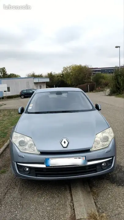 Renault Laguna 2008 photo 2