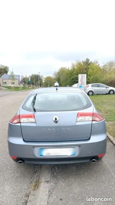 Renault Laguna 2008 photo 3