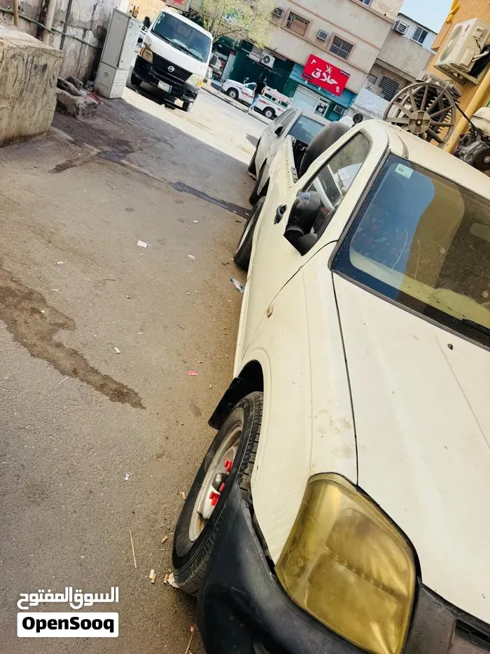 Isuzu Other 2006 photo 2