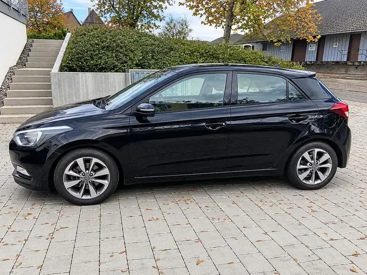 Hyundai I20