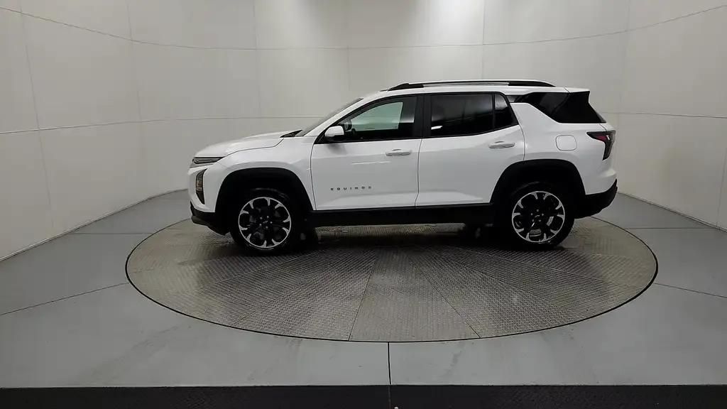 Chevrolet Equinox 2026 photo 5