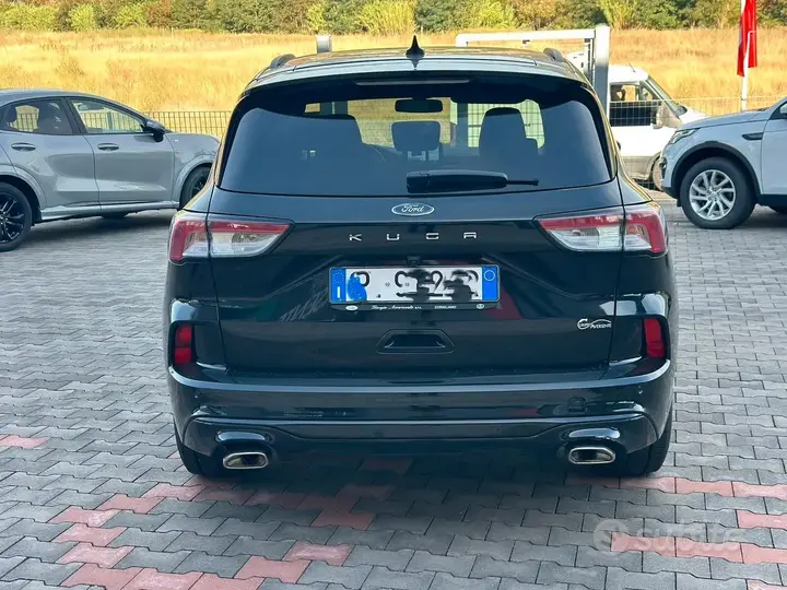 Ford Kuga 2023 photo 3