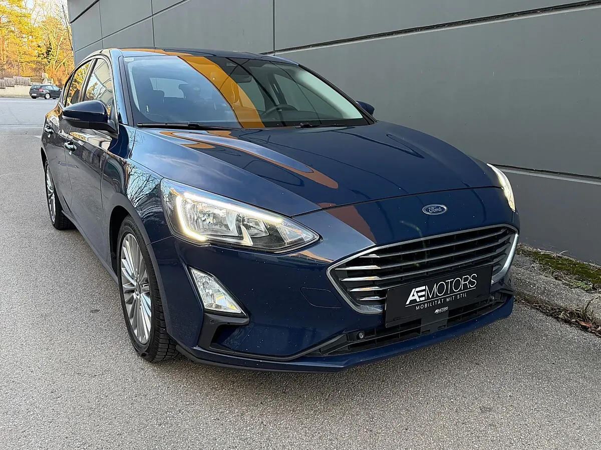 Ford Focus 2019 photo 2