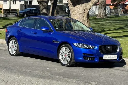 Jaguar Xe