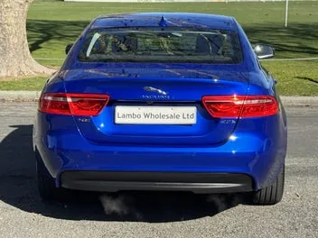 Jaguar Xe 2017 photo 5