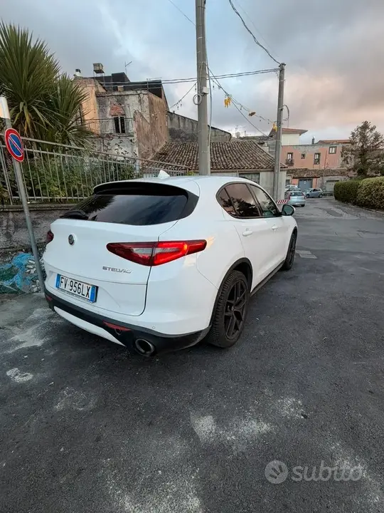 Alfa Romeo Stelvio 2019 photo 3